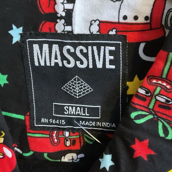 MASSIVE CHRISTMAS SHIRT Men's Size S Character Black Red Short Sleeve Pocket - Picture 2 of 4